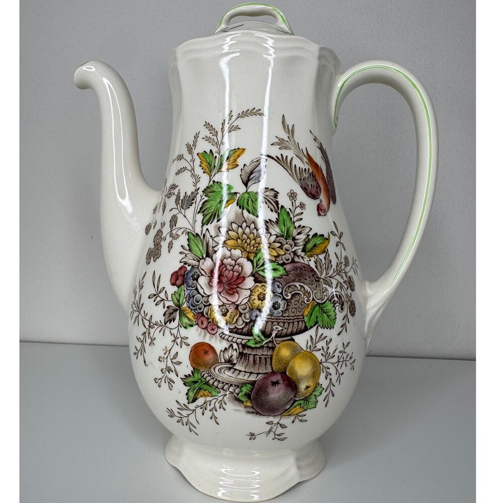 Royal Doulton Hampshire D6141 Coffee Pot Circa 1840 Floral England Vintage